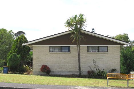 Photo of property in 14 Butterworth Drive, Glendene, Auckland, 0602