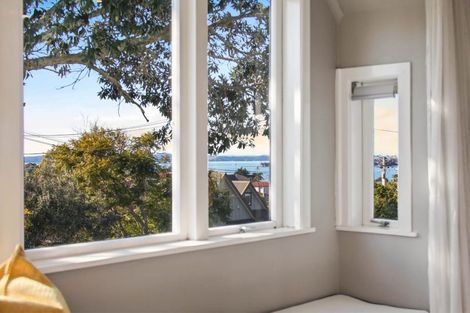 Photo of property in 19 Beach Road, Mellons Bay, Auckland, 2014