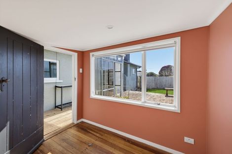 Photo of property in 403 Carrington Street, Upper Vogeltown, New Plymouth, 4310