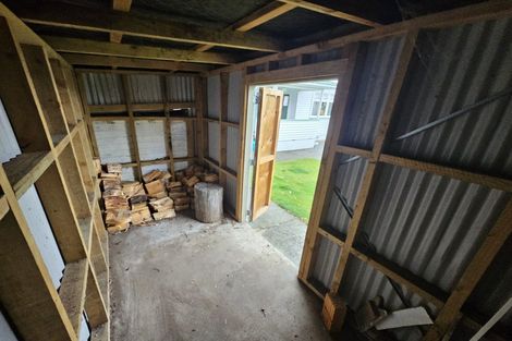 Photo of property in 19 Oxford Street, Martinborough, 5711