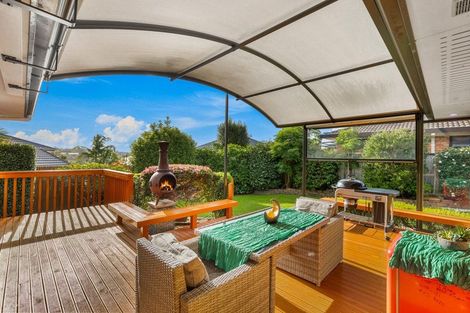 Photo of property in 8 Toledo Avenue, Henderson, Auckland, 0612
