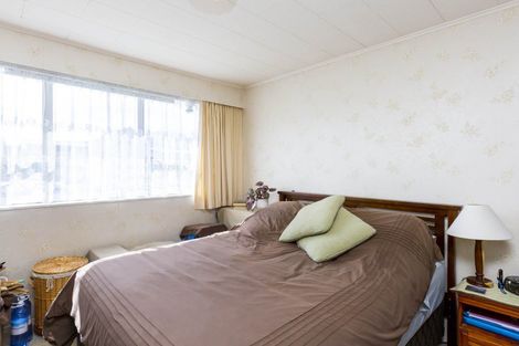 Photo of property in 2/2 Benzie Avenue, Elderslea, Upper Hutt, 5018