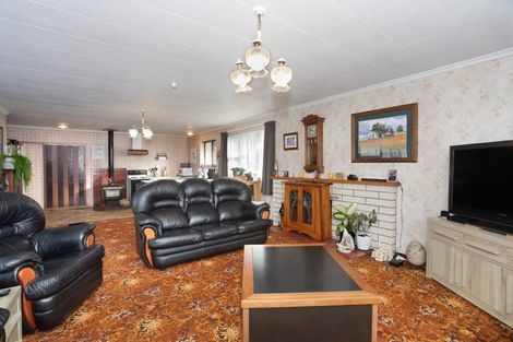 Photo of property in 2 Walker Crescent, Bulls, 4818