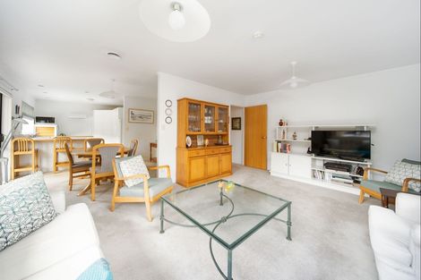 Photo of property in 2/108 Western Hills Drive, Kensington, Whangarei, 0112