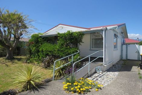 Photo of property in 2 Mclaughlins Lane, Westport, 7825