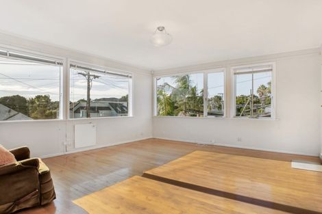 Photo of property in 10 Bungalow Avenue, Point Chevalier, Auckland, 1022