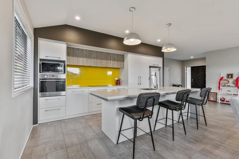 Photo of property in 2 Jessie Rise, Riverhead, 0820