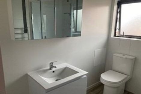 Photo of property in 12/1142 Victoria Street, Whitiora, Hamilton, 3200