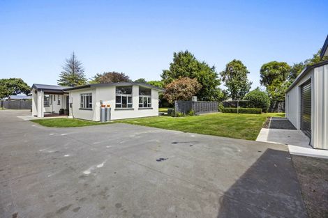 Photo of property in 326 South Road, Hawera, 4610