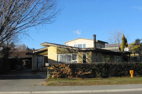 Photo of property in 186-188 Warren Street, Wanaka, 9305