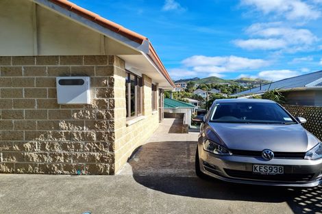 Photo of property in 9b Fraser Avenue, Johnsonville, Wellington, 6037