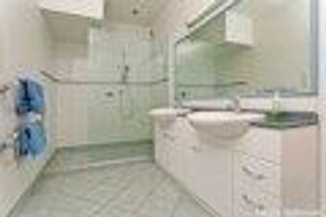 Photo of property in 49 Weatherly Road, Torbay, Auckland, 0630