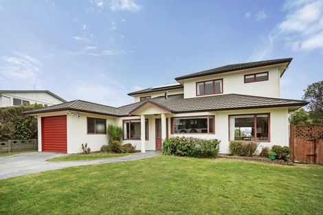 Photo of property in 58 Cypress Drive, Maungaraki, Lower Hutt, 5010