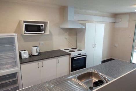 Photo of property in 12 Cosy Dell Road, North Dunedin, Dunedin, 9016