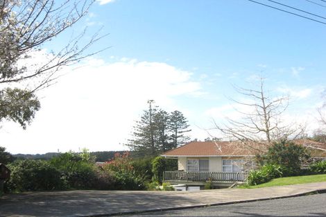 Photo of property in 79 Queens Road, Glen Avon, New Plymouth, 4312