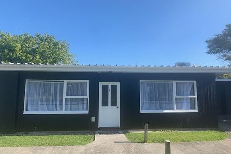 Photo of property in 40 Richards Avenue, Forrest Hill, Auckland, 0620