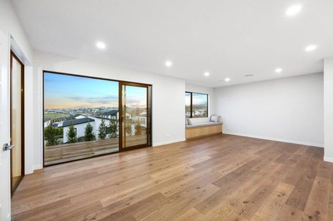 Photo of property in 15 Kumukumu Road, Long Bay, Auckland, 0630