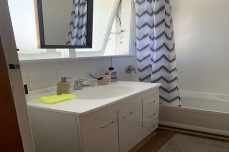 Photo of property in 136a Dimock Street, Titahi Bay, Porirua, 5022