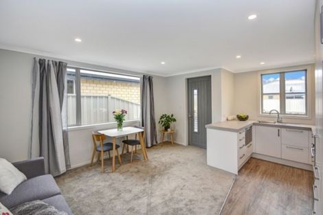 Photo of property in 2 Bruce Street, Roslyn, Dunedin, 9011