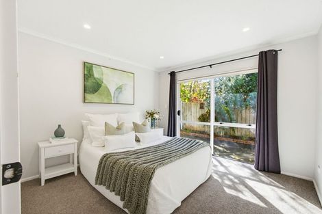 Photo of property in 15 Legorne Lane, Havelock North, 4130