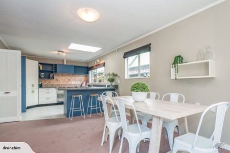 Photo of property in 70 Knights Road, Hutt Central, Lower Hutt, 5010