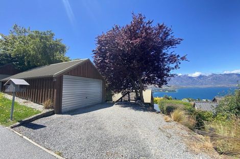 Photo of property in 31a Greenstone Place, Fernhill, Queenstown, 9300