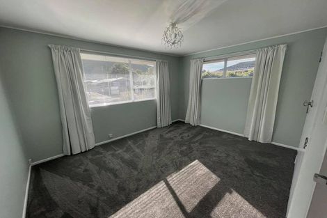 Photo of property in 79 Pasadena Crescent, Totara Park, Upper Hutt, 5018