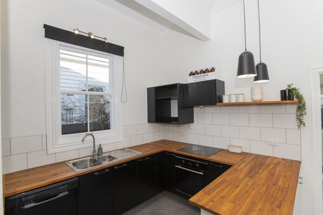 Photo of property in 42 Valley Road, Mangapapa, Gisborne, 4010