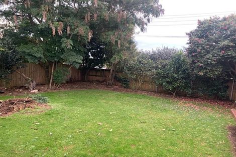 Photo of property in 10 View Road, Papakura, 2110