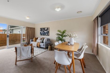 Photo of property in 1/128 Sixteenth Avenue, Tauranga South, Tauranga, 3112