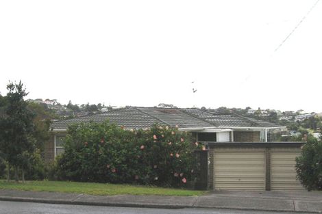 Photo of property in 71 East Coast Road, Castor Bay, Auckland, 0620