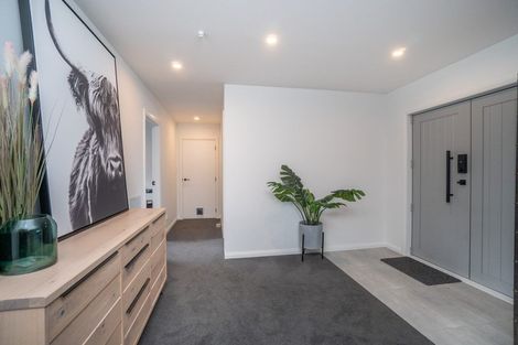 Photo of property in 10 Atlantic Drive, Fitzherbert, Palmerston North, 4410