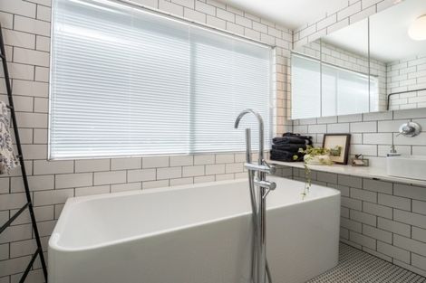 Photo of property in 43 Devon Street, Arrowtown, 9302