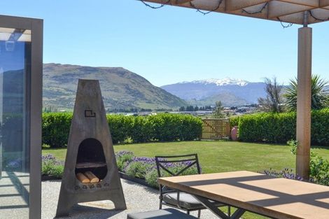 Photo of property in 56 Jacks Point Rise, Jacks Point, Queenstown, 9371