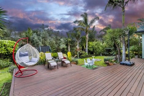 Photo of property in 11 Mistral Place, West Harbour, Auckland, 0618