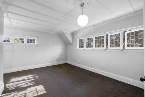 Photo of property in 18a Annandale Street, Lynmouth, New Plymouth, 4310