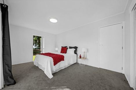 Photo of property in 59 West Harbour Drive, West Harbour, Auckland, 0618
