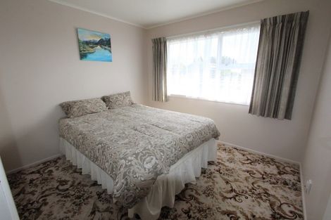 Photo of property in 16 Oak Place, Tokoroa, 3420