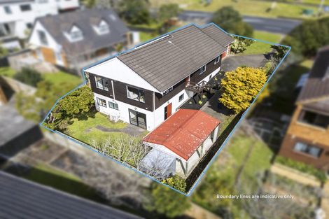 Photo of property in 4229 Great North Road, Glendene, Auckland, 0602