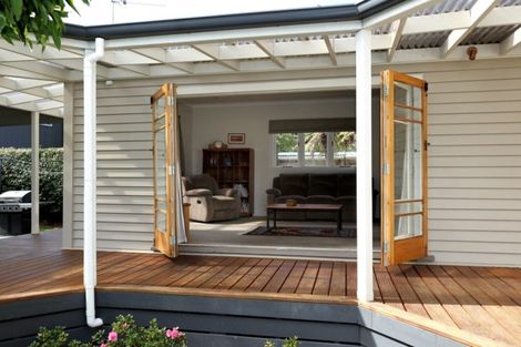 Photo of property in 212 Wolseley Street, Mayfair, Hastings, 4122