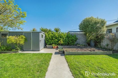 Photo of property in 18 Birdwood Road, Waterloo, Lower Hutt, 5011