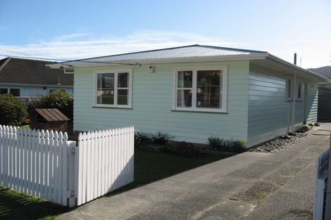 Photo of property in 31 Ruthven Road, Wainuiomata, Lower Hutt, 5014