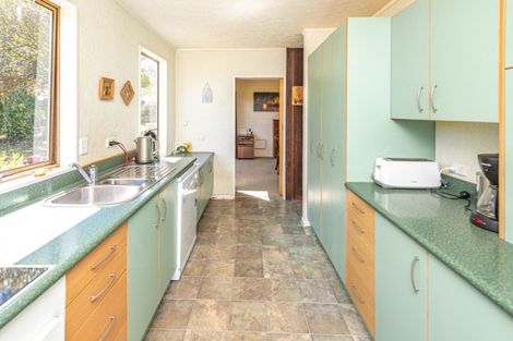 Photo of property in 67 Parkes Avenue, Saint Johns Hill, Whanganui, 4501