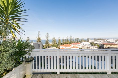 Photo of property in 2 Seaview Terrace, Bluff Hill, Napier, 4110