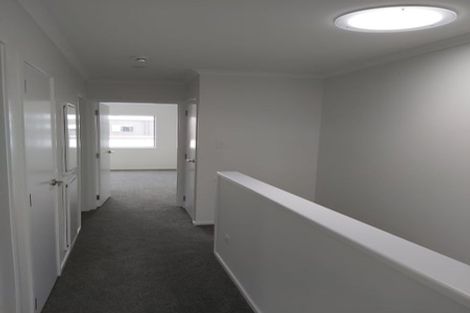 Photo of property in 32 Pennant Street, Long Bay, Auckland, 0630
