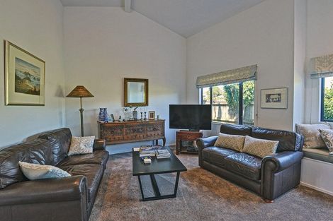 Photo of property in 4 Kentia Place, Havelock North, 4130