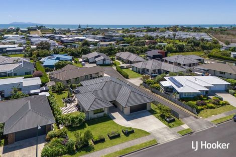 Photo of property in 32 Reel Road, Athenree, Waihi Beach, 3611