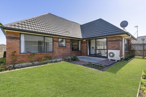 Photo of property in 19 Old Park Place, Takanini, 2112