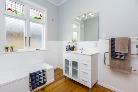 Photo of property in 16 Norton Park Avenue, Fairfield, Lower Hutt, 5011