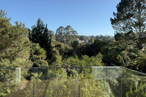 Photo of property in 1 Kaimai Avenue, Massey, 0614